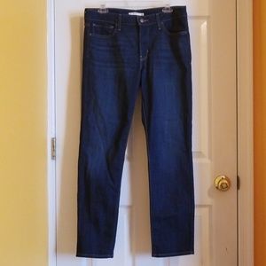 712 Slim Levi's 31